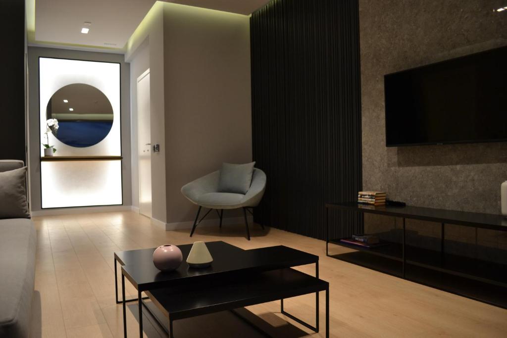 ArtNest Luxury Hotel & Suites sarande hotel living room